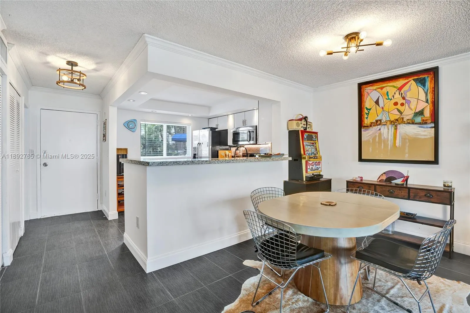 4000 NE 170 ST, #106
