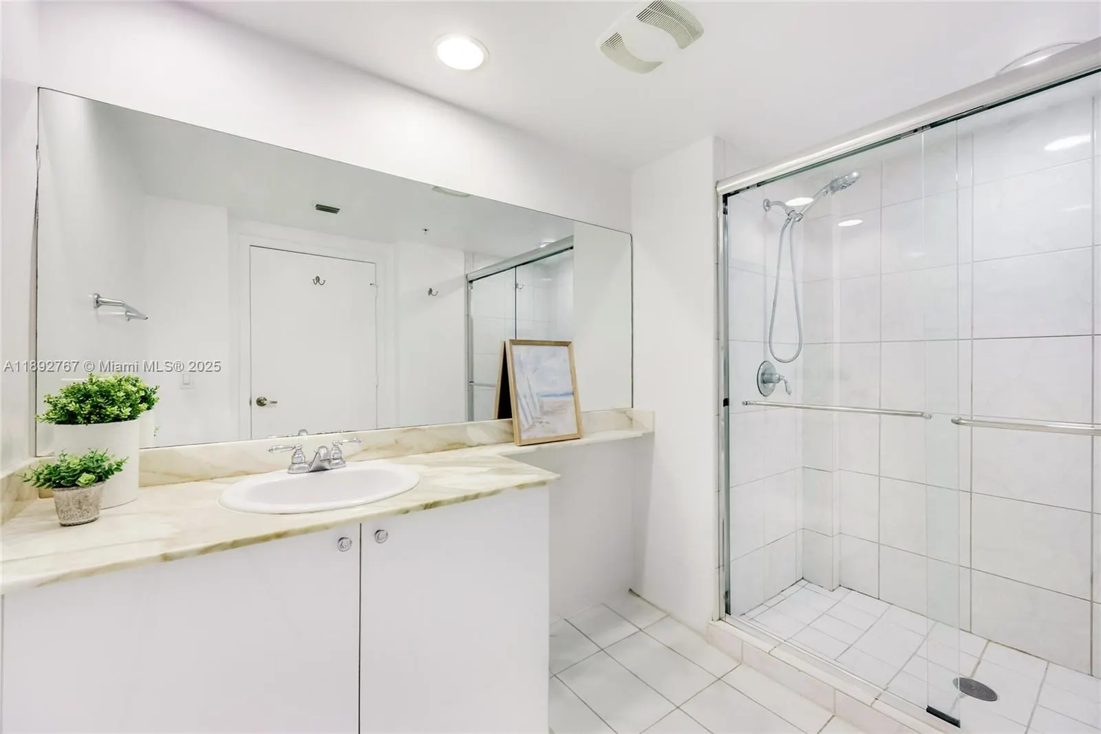 2775 NE 187th St, #309