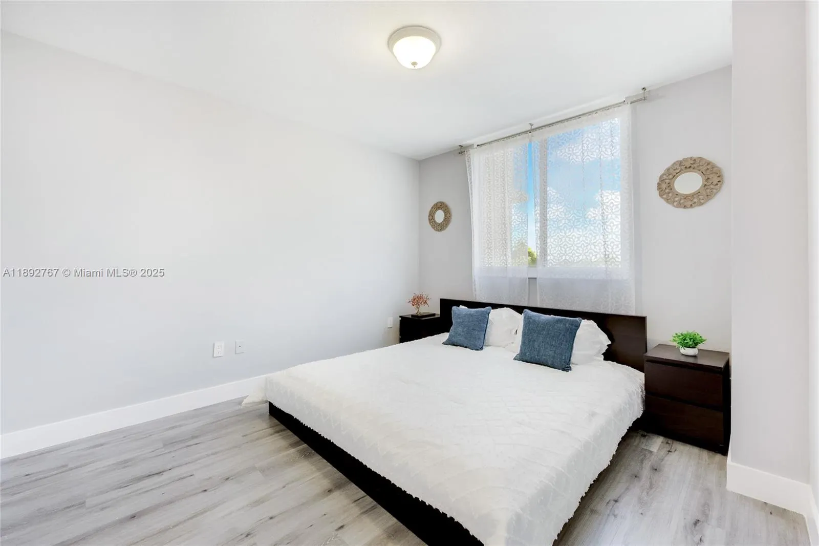 2775 NE 187th St, #309
