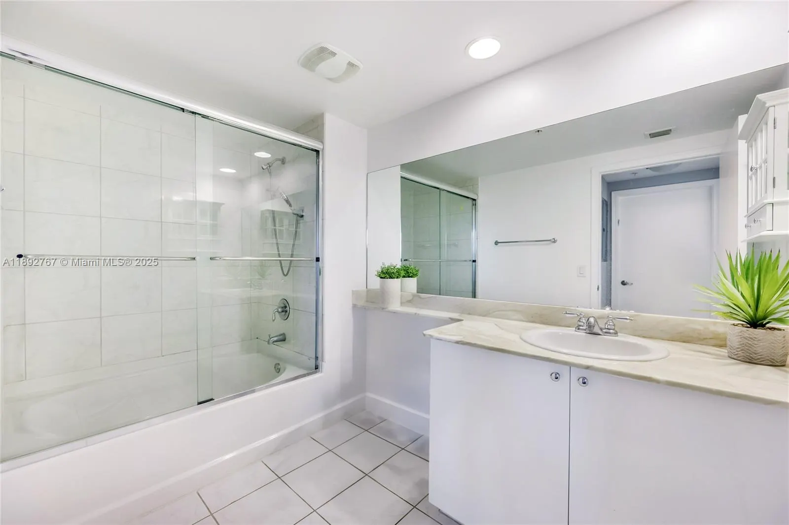 2775 NE 187th St, #309