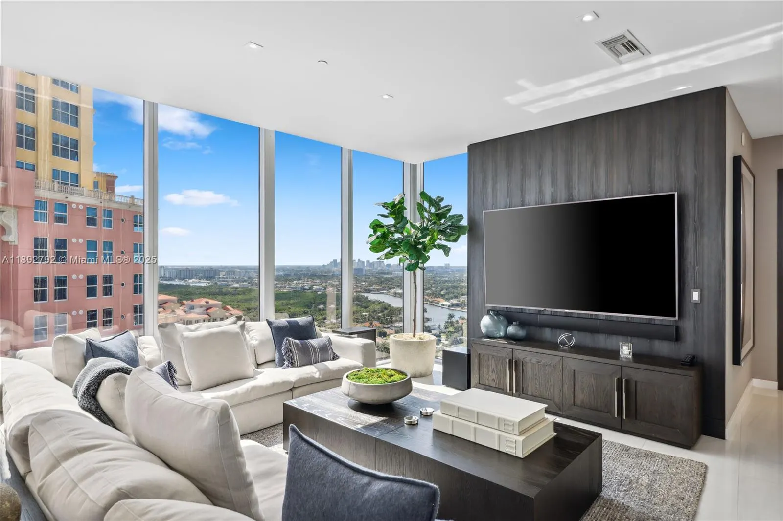 2200 N Ocean Blvd, #S2301