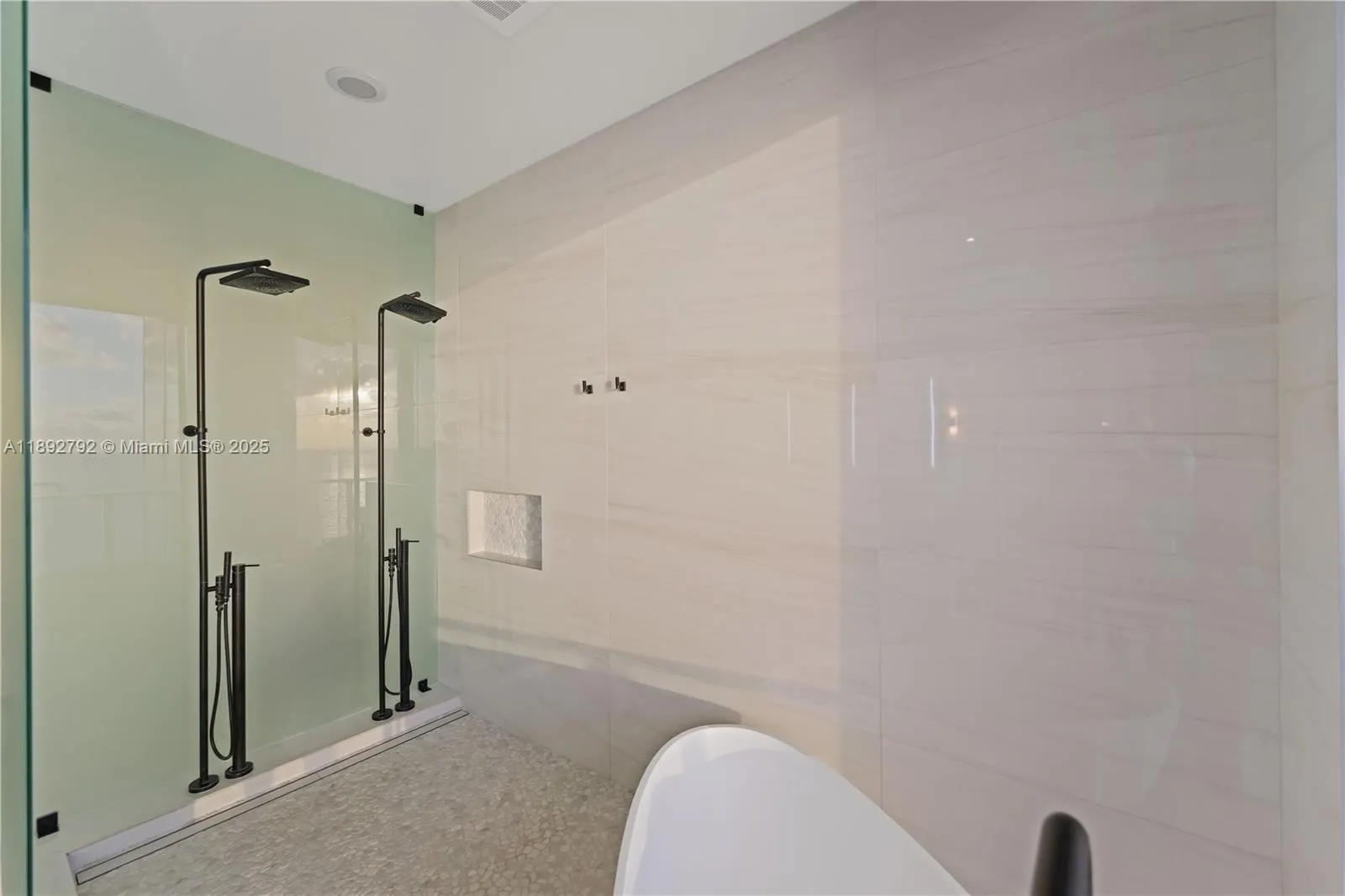 2200 N Ocean Blvd, #S2301