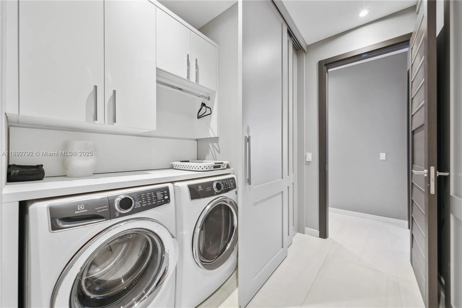 2200 N Ocean Blvd, #S2301