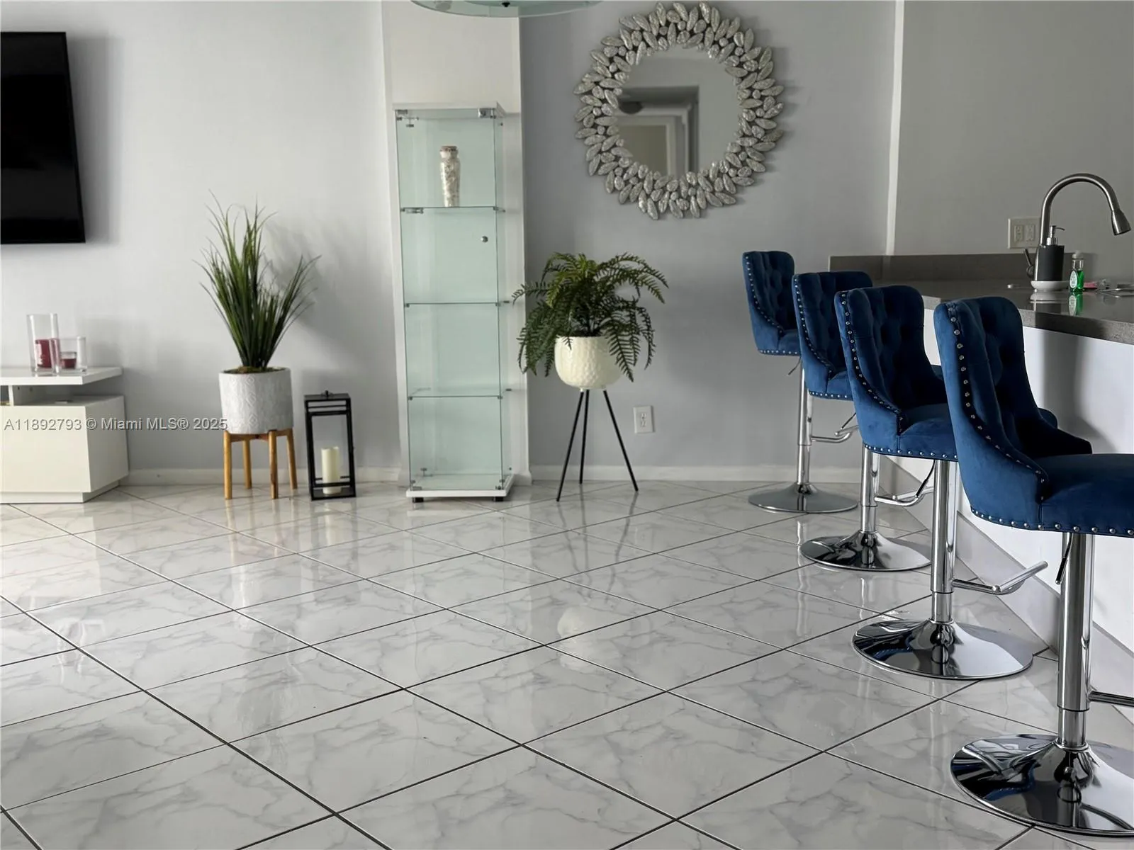3800 S Ocean Dr, #410