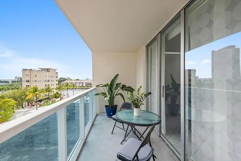 3800 S Ocean Dr, #410