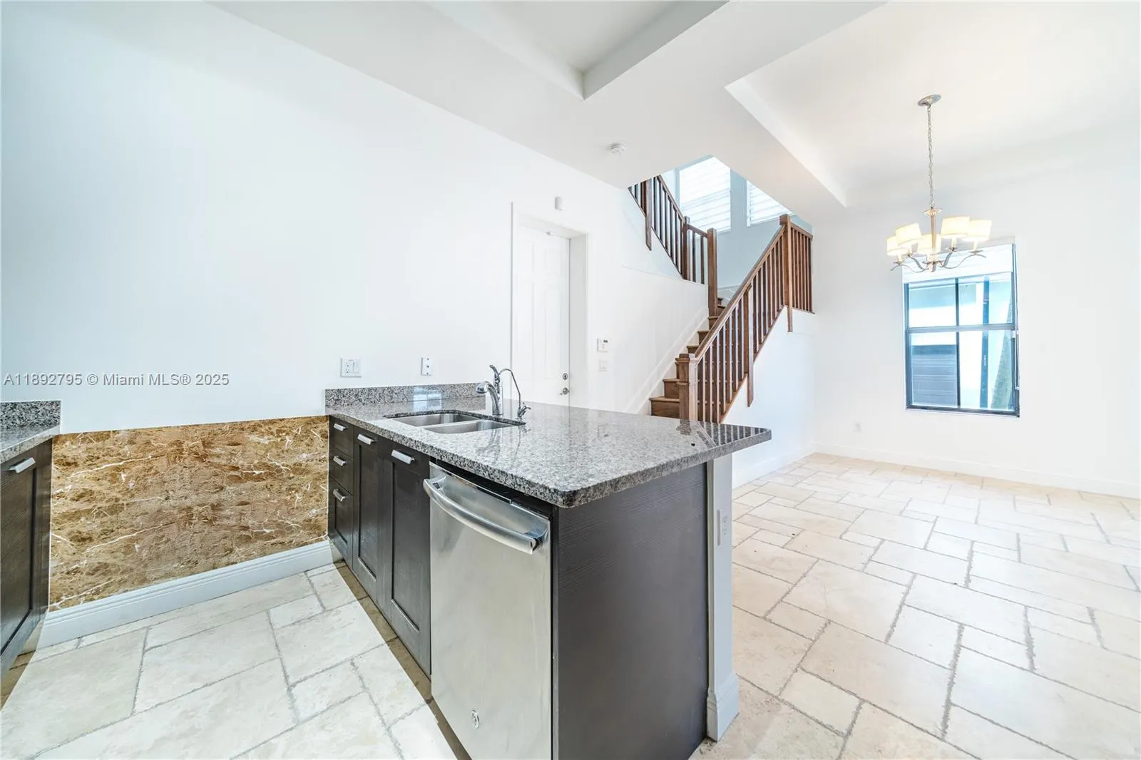 8478 NW 52nd St, #8478