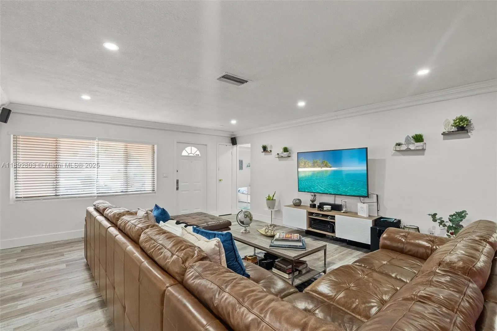 9200 NW 21st Mnr