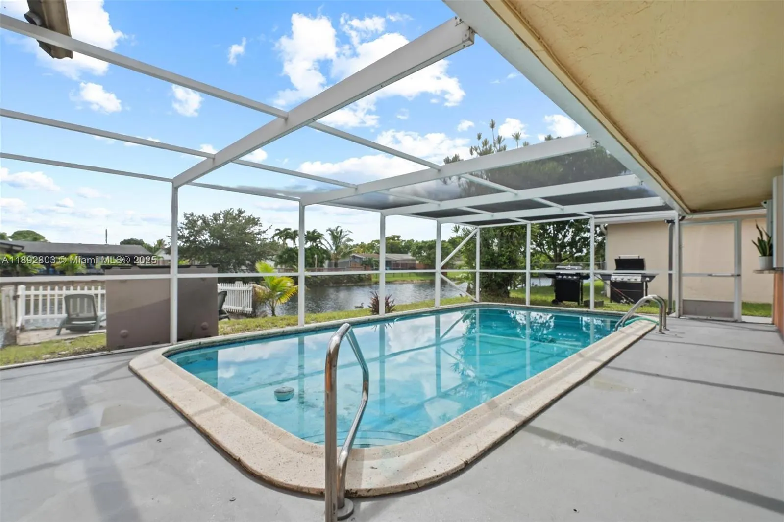 9200 NW 21st Mnr