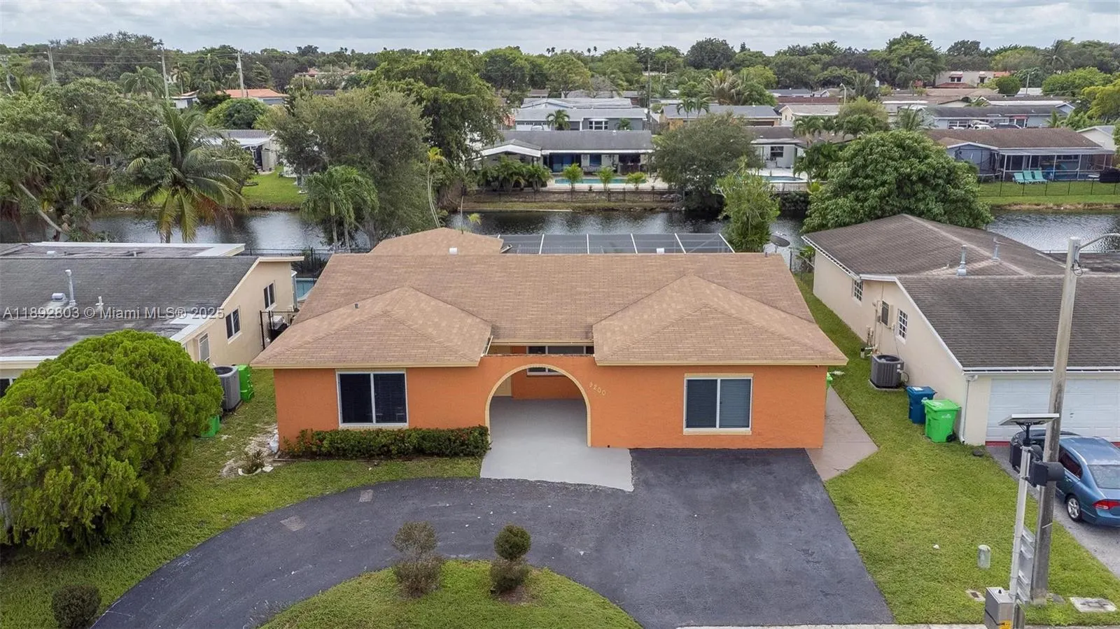 9200 NW 21st Mnr