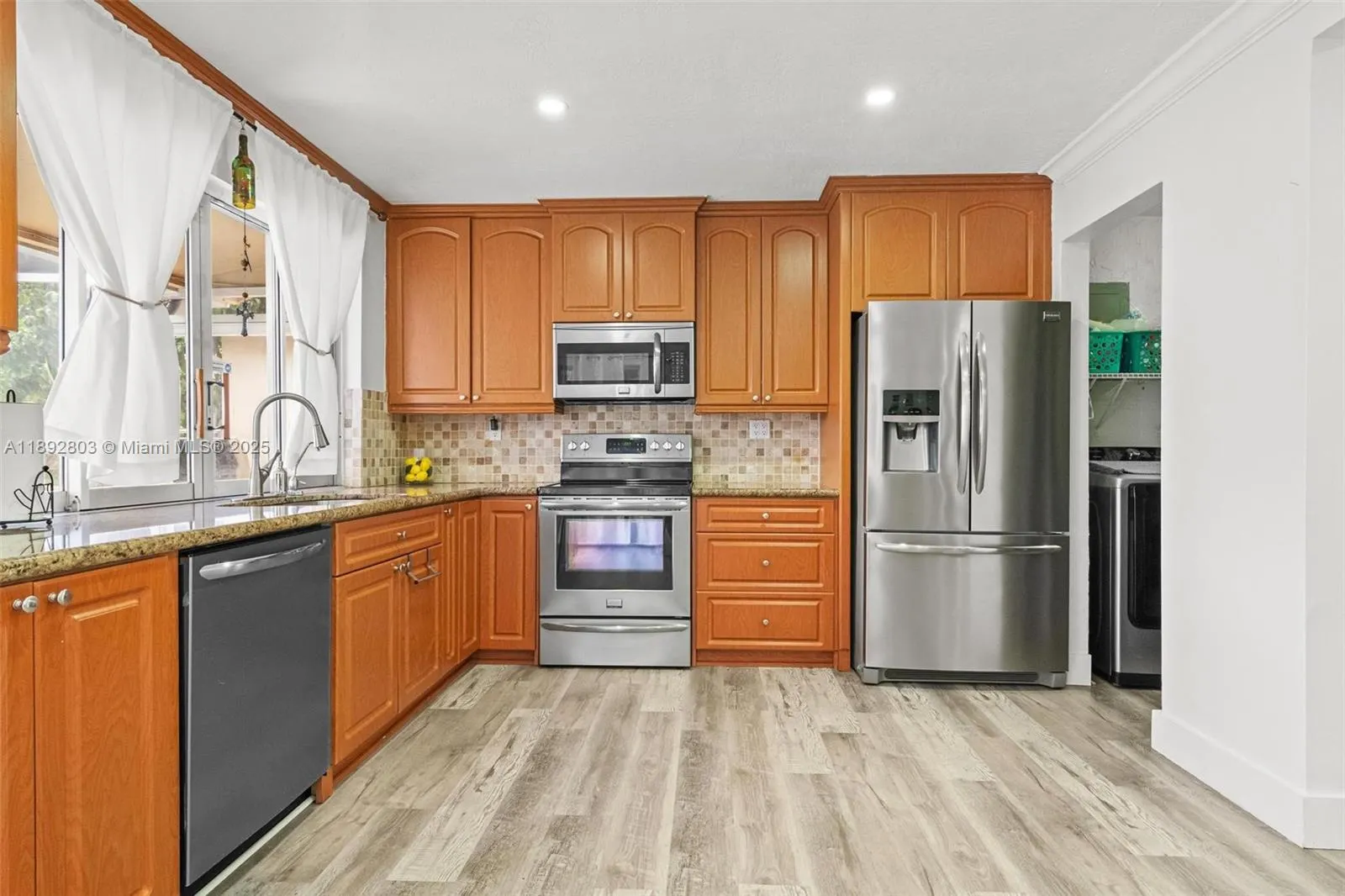 9200 NW 21st Mnr