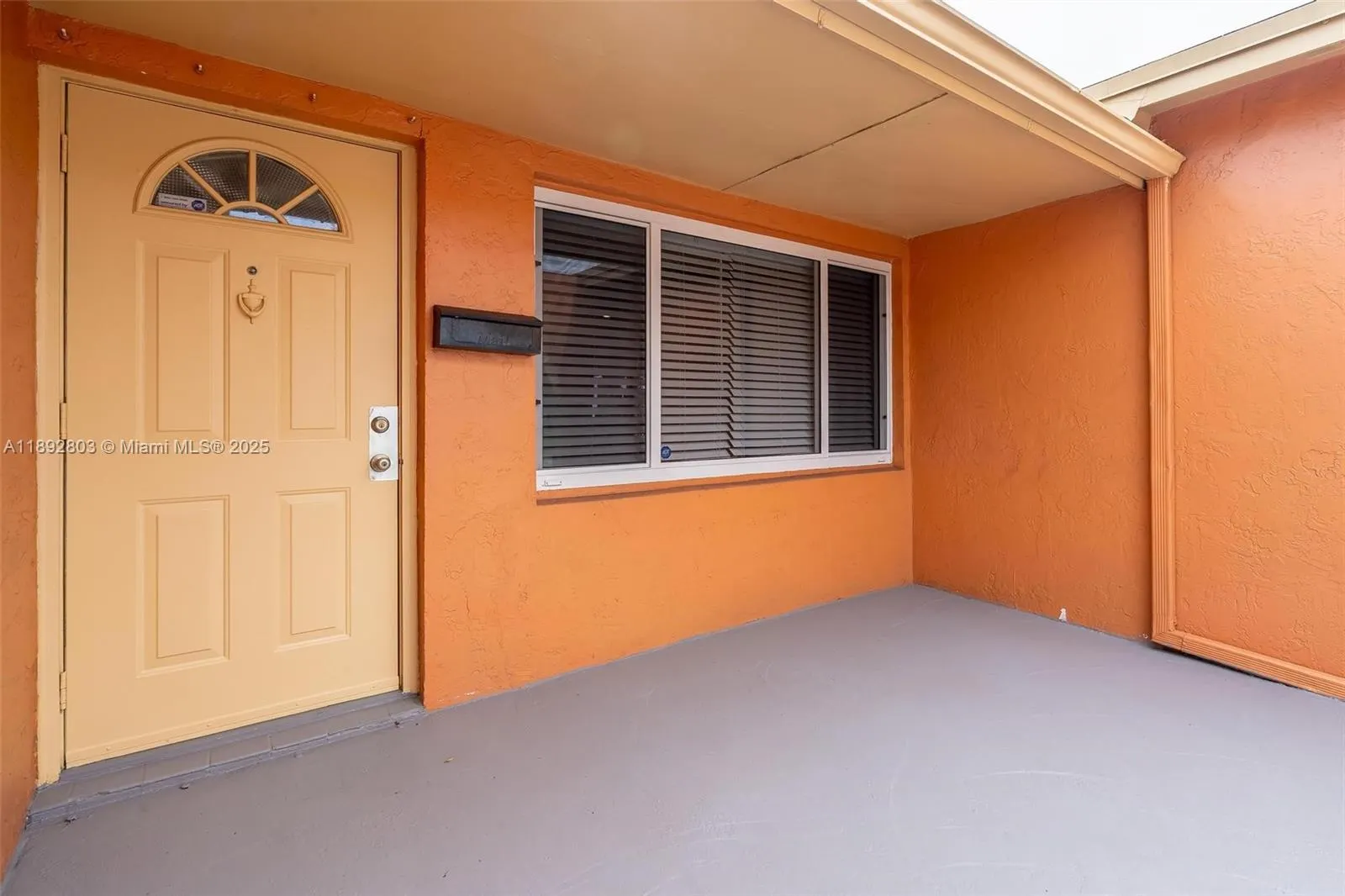 9200 NW 21st Mnr