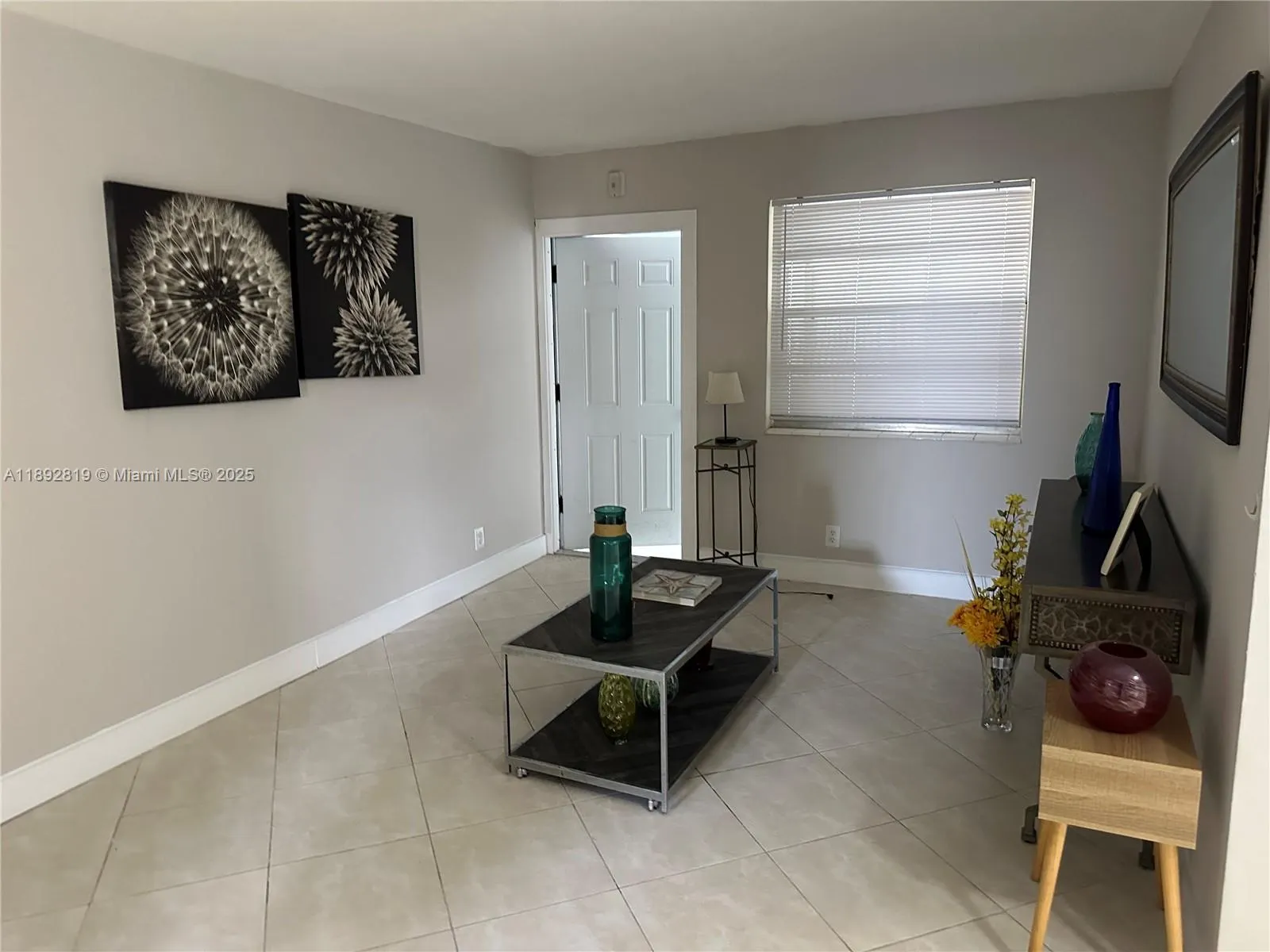 1100 NE 1st Ct, #102