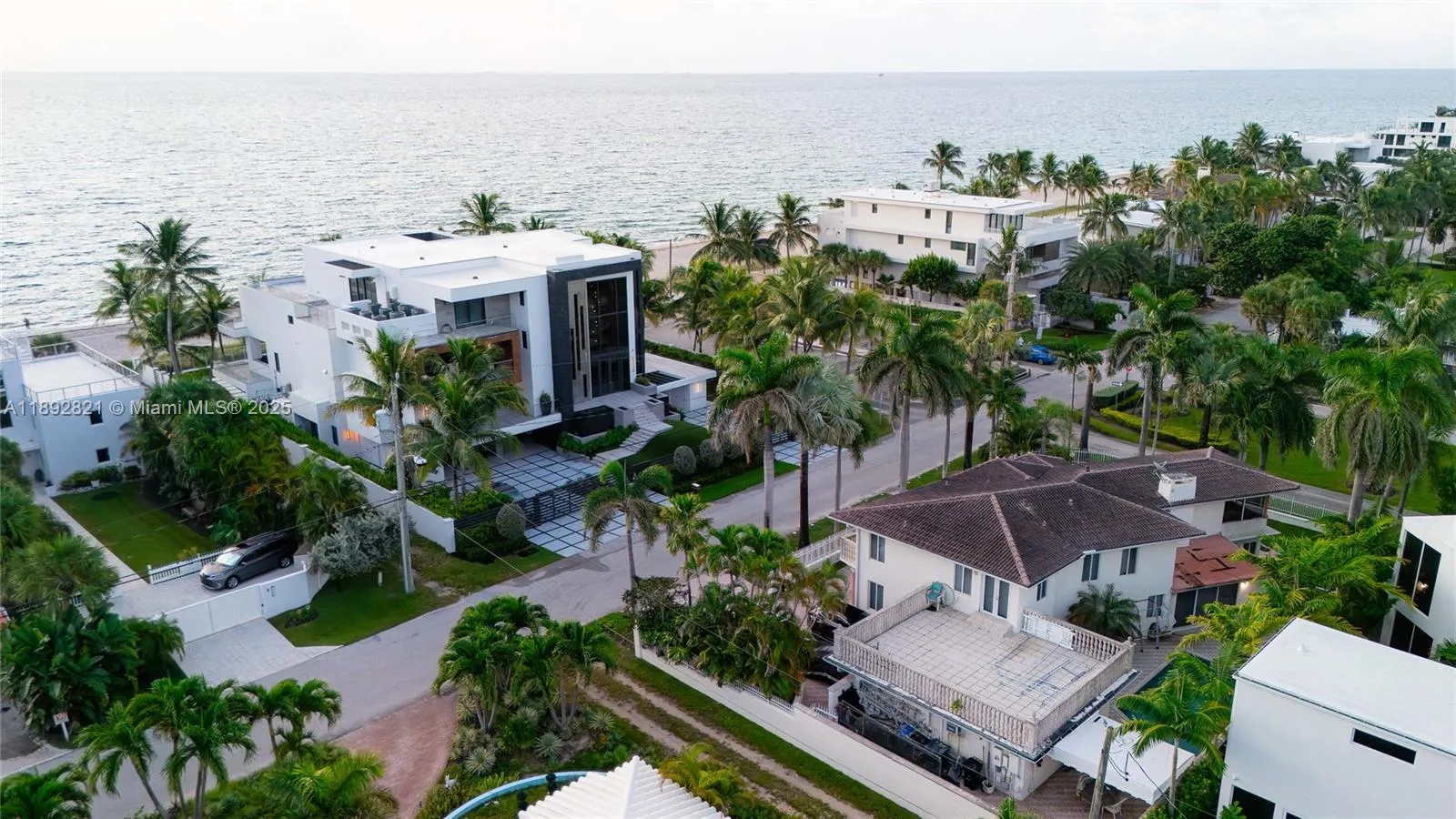 2701 N Atlantic Blvd