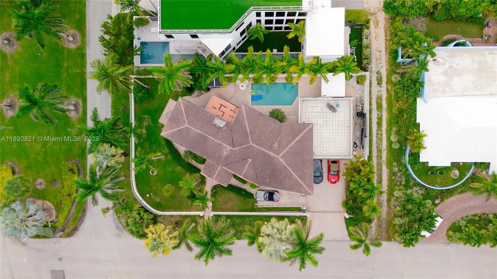 2701 N Atlantic Blvd