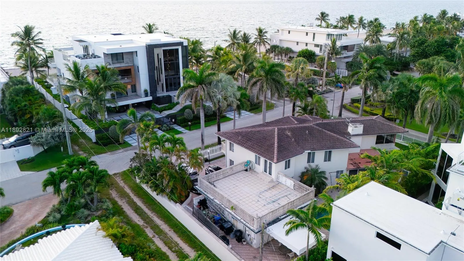 2701 N Atlantic Blvd
