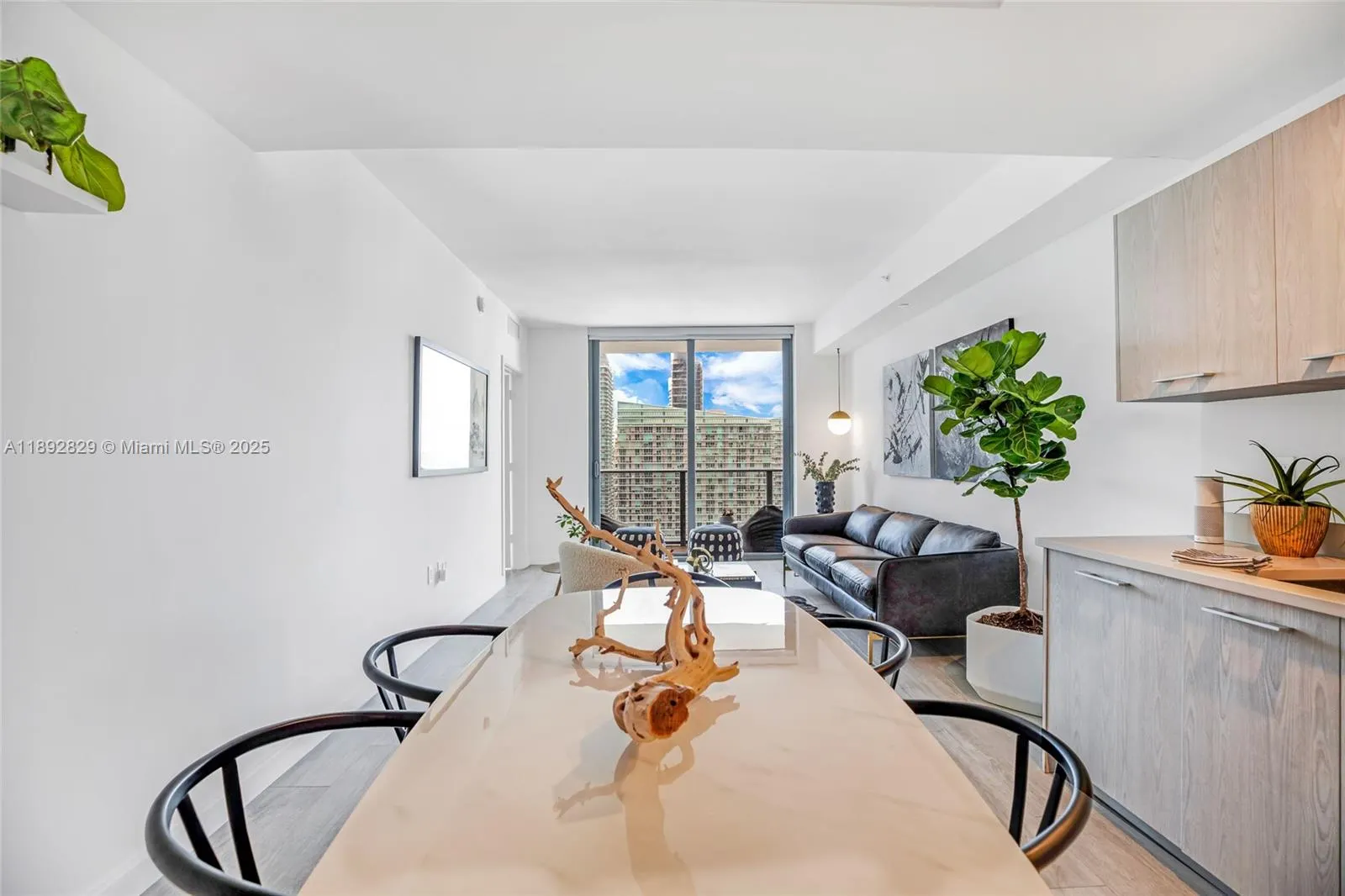 55 SW 9th St, #3205
