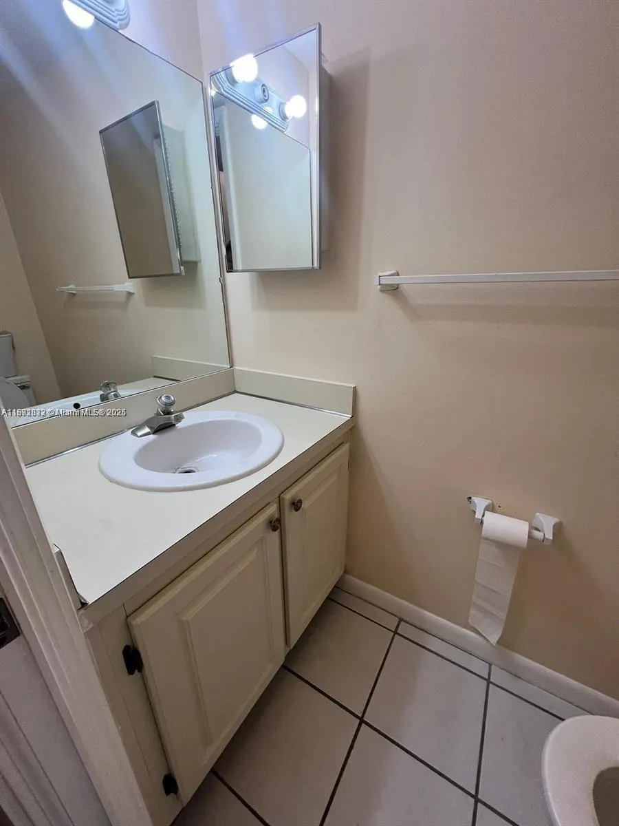 10001 W Atlantic Blvd, #317