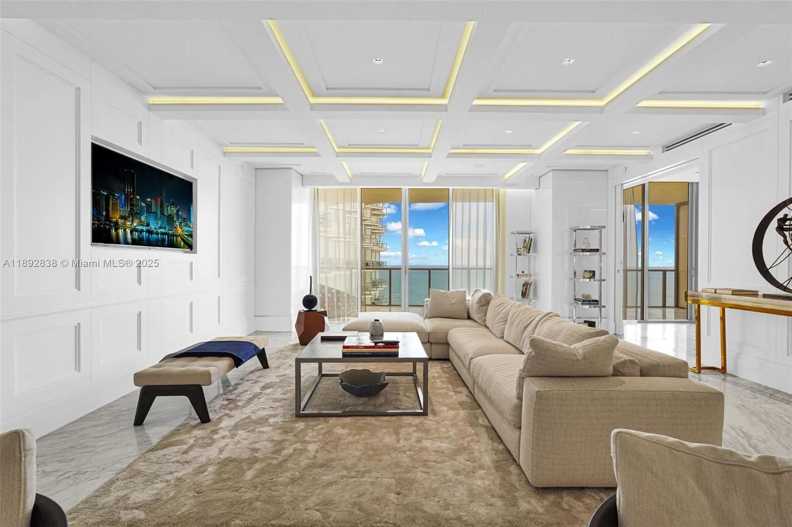 9701 Collins Ave, #2104S