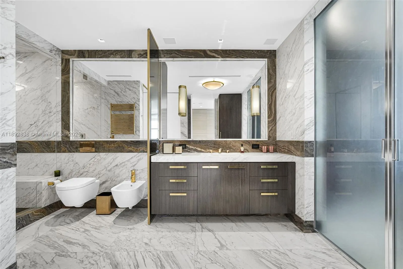 9701 Collins Ave, #2104S