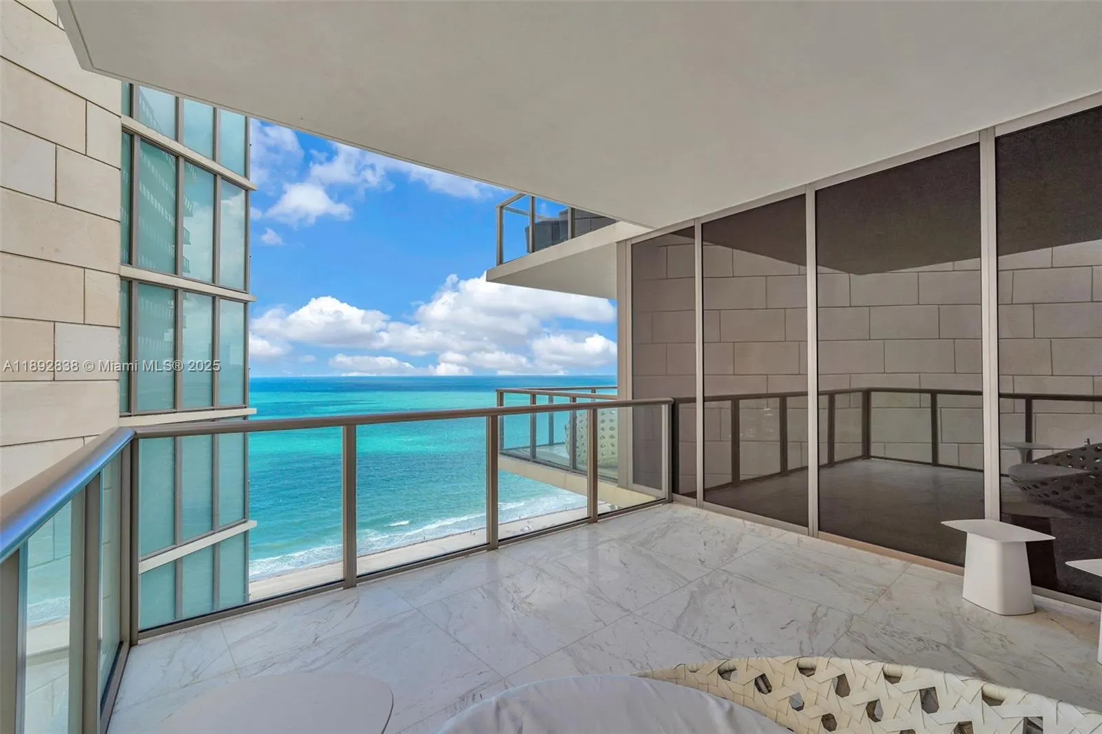 9701 Collins Ave, #2104S