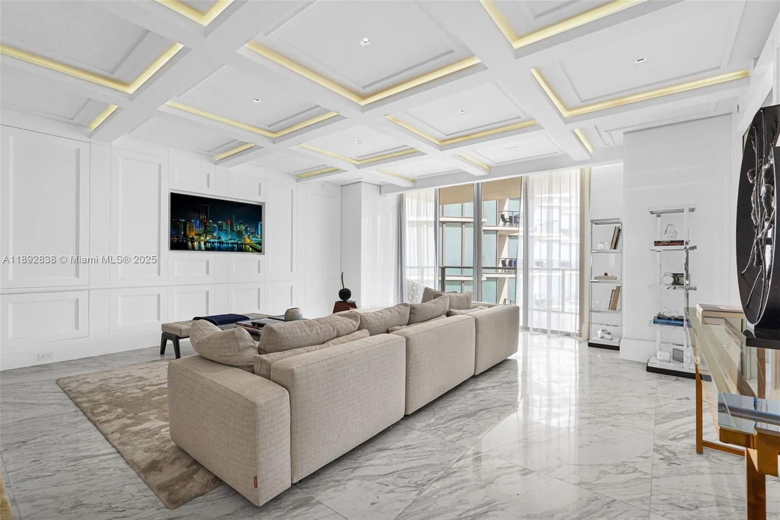 9701 Collins Ave, #2104S
