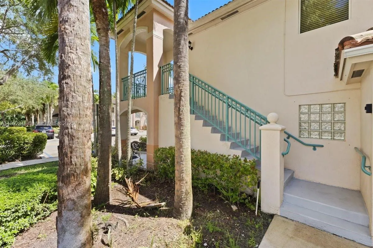 7780 NW 22nd Ct, #201