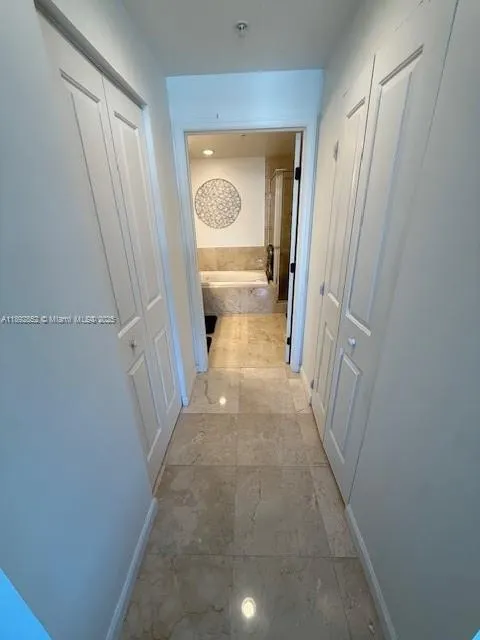 7900 Harbor Island Dr, #822