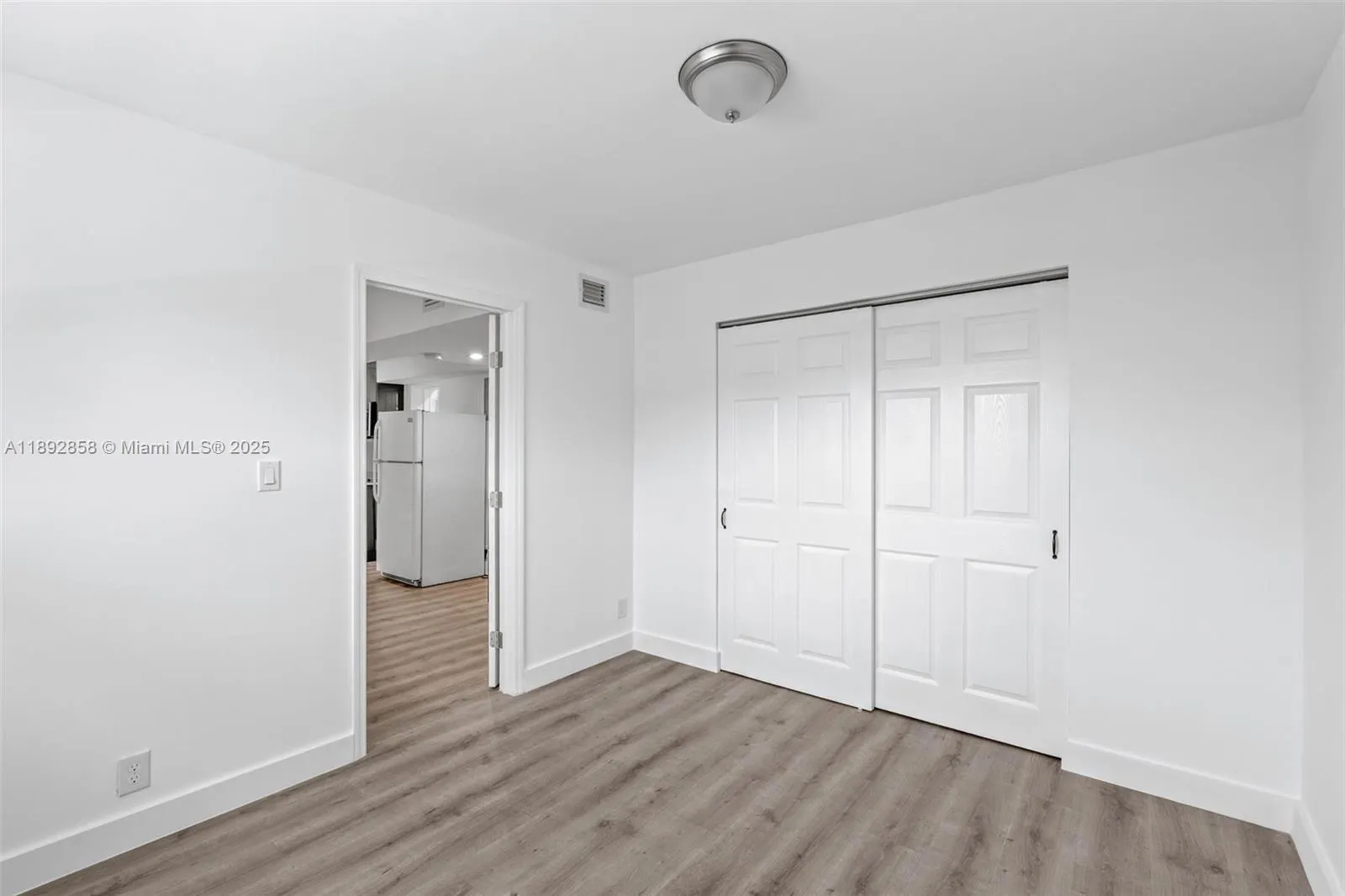 2847 Polk St