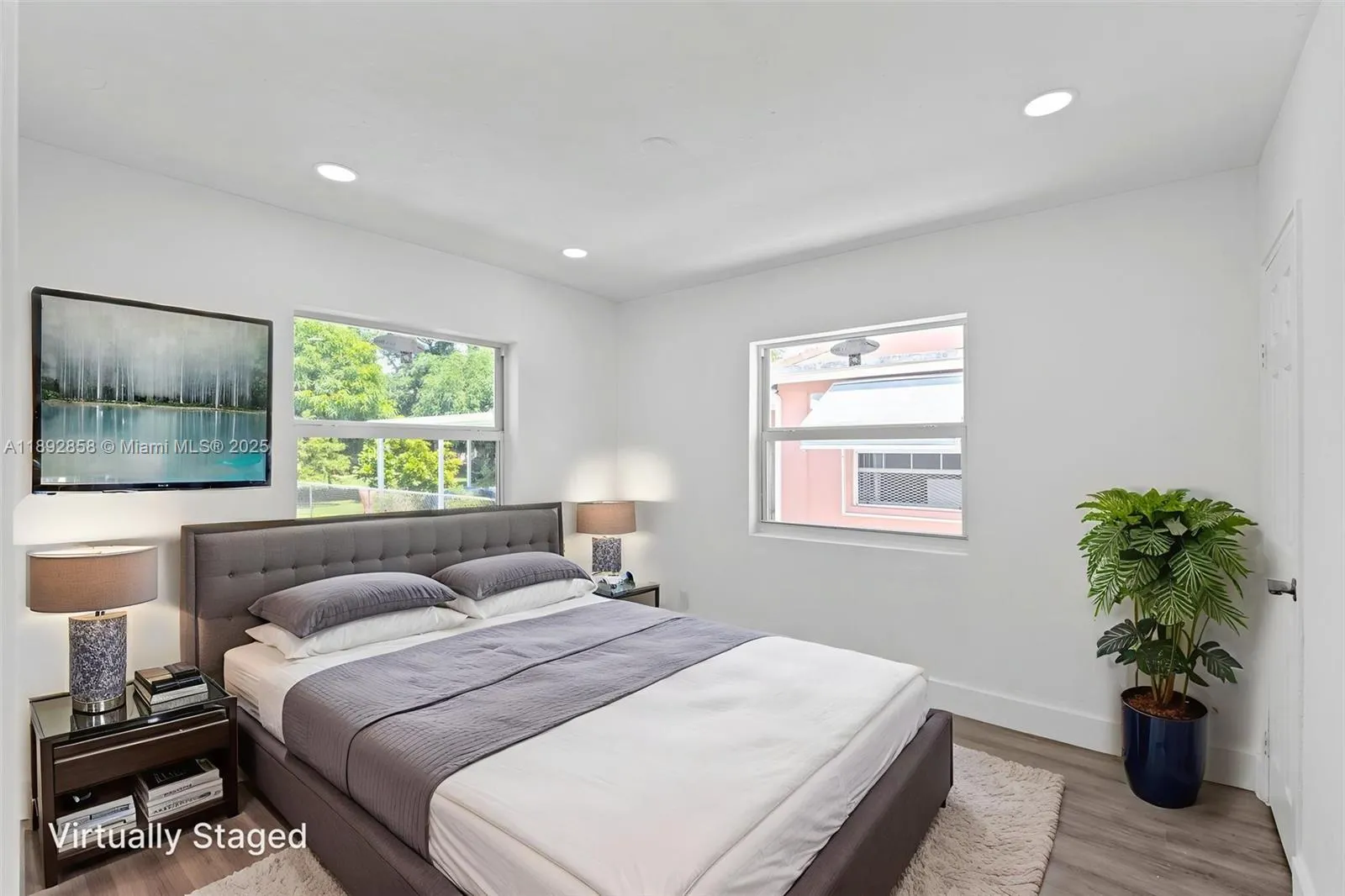2847 Polk St