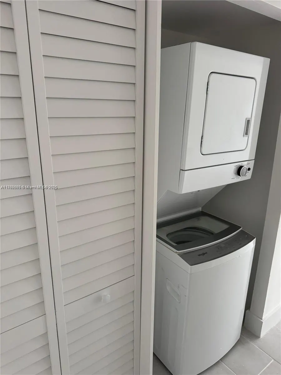 1280 S Alhambra Cir, #2209