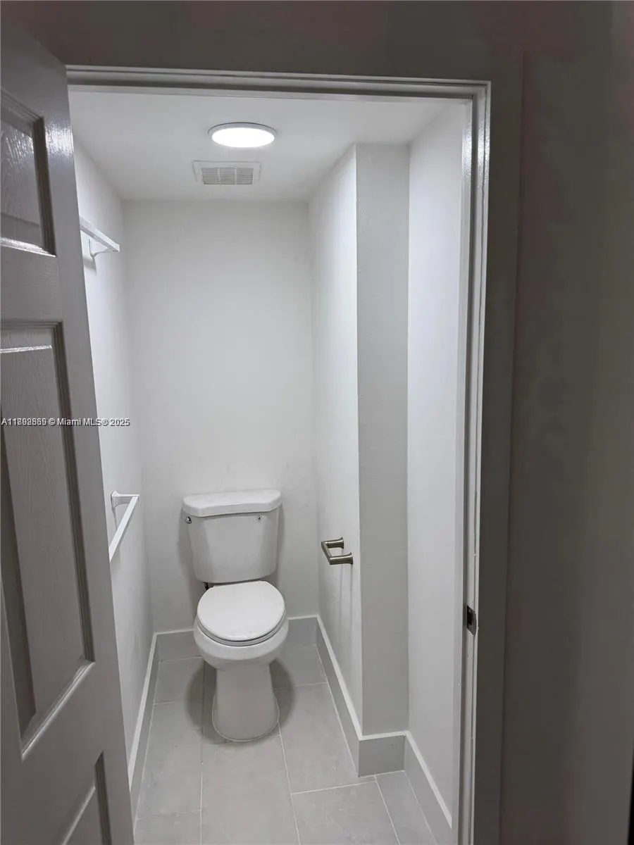 1280 S Alhambra Cir, #2209
