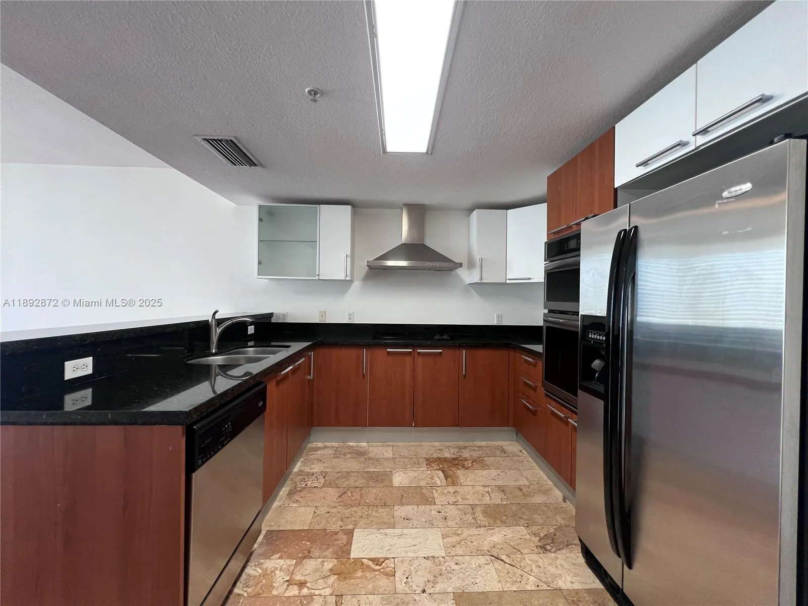 170 SE 14th St, #2107