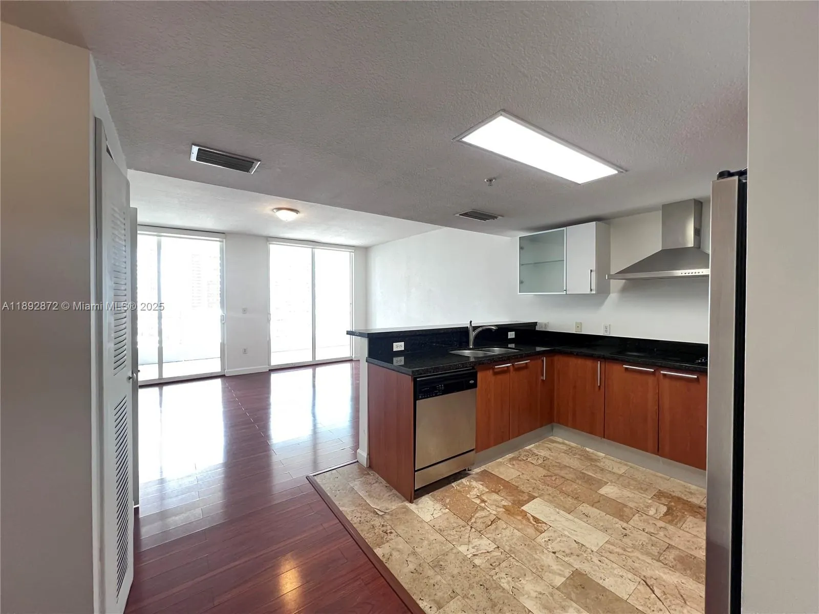 170 SE 14th St, #2107