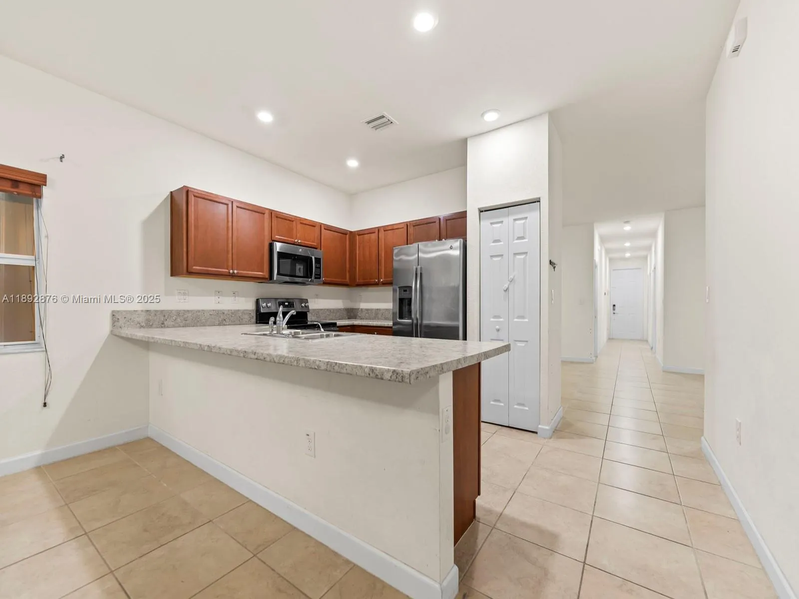 236 SE 32nd Ave