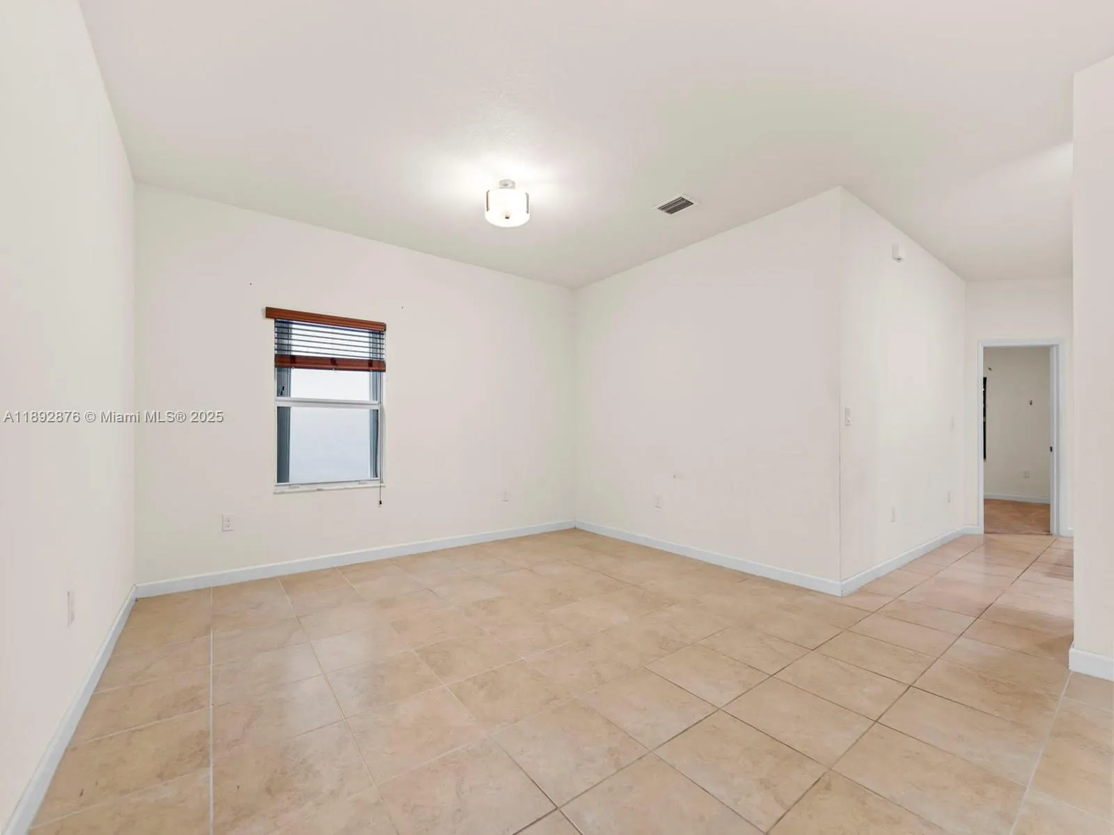 236 SE 32nd Ave
