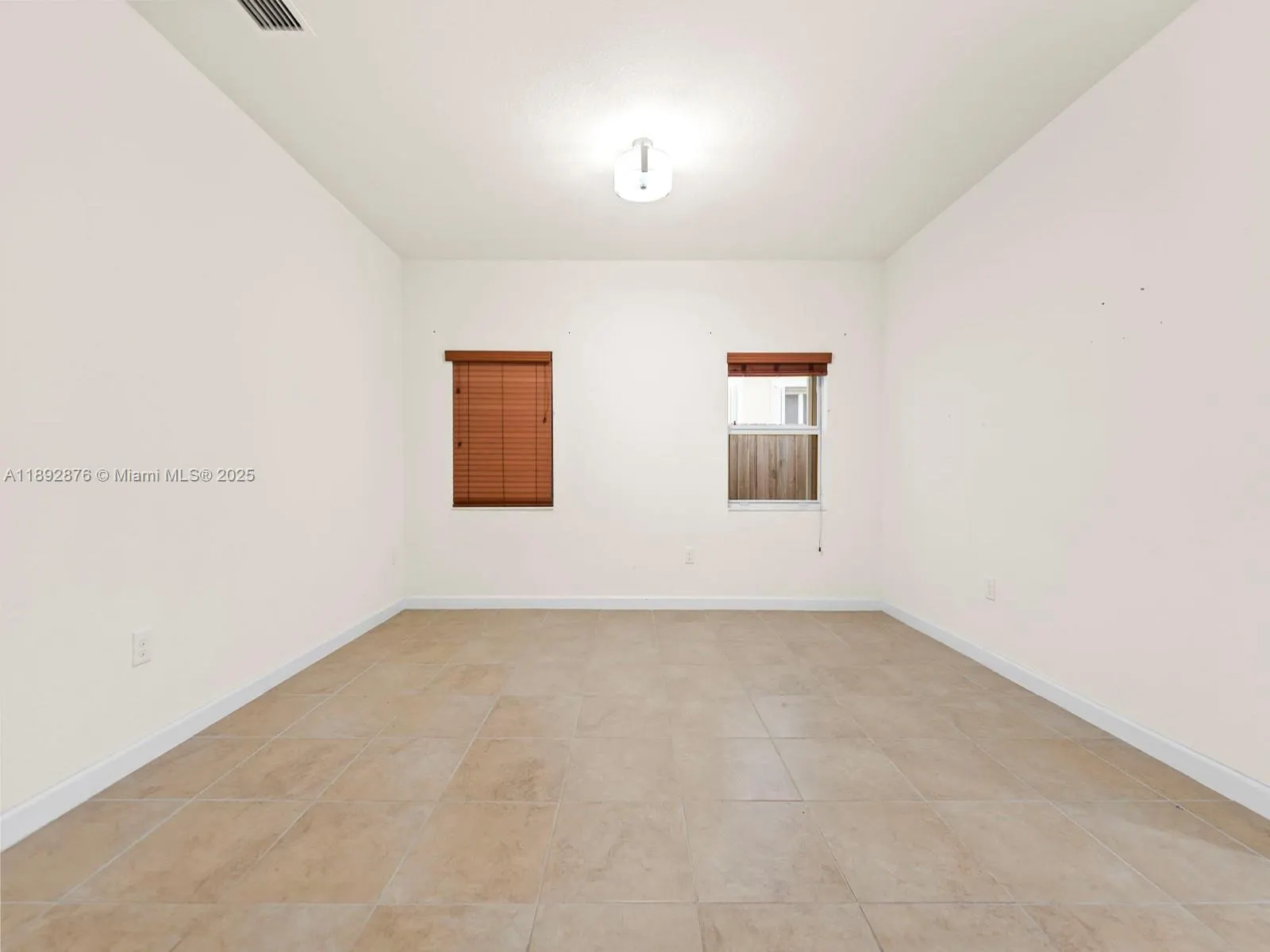 236 SE 32nd Ave