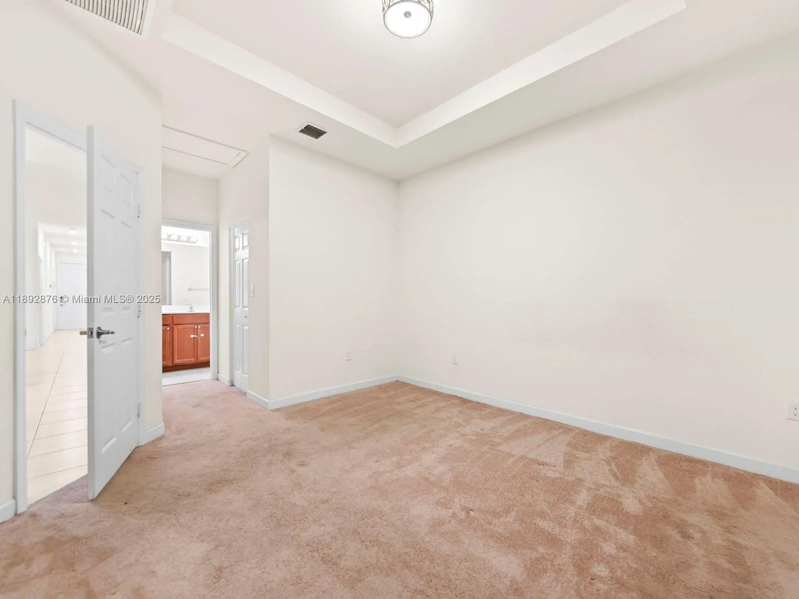 236 SE 32nd Ave