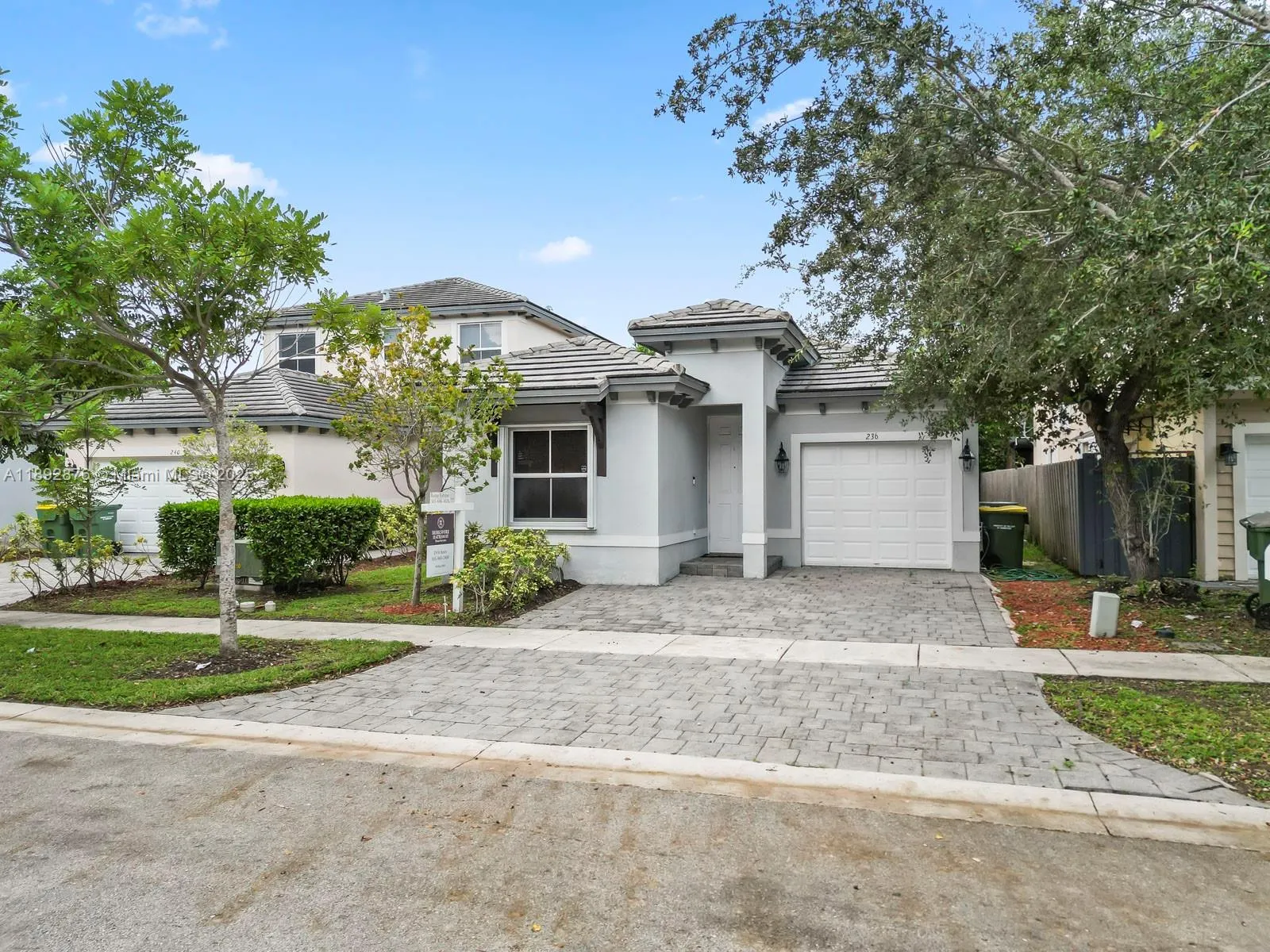 236 SE 32nd Ave