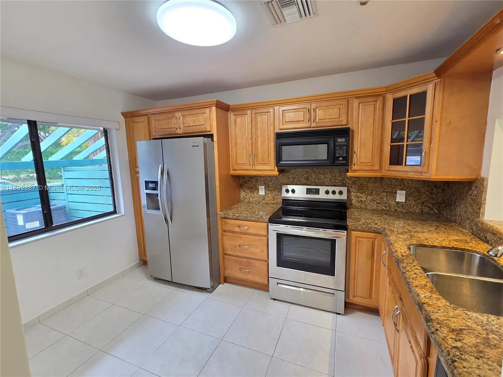 460 Lakeview Drive, #2