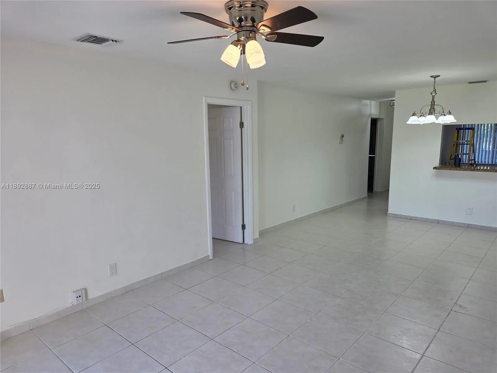 460 Lakeview Drive, #2