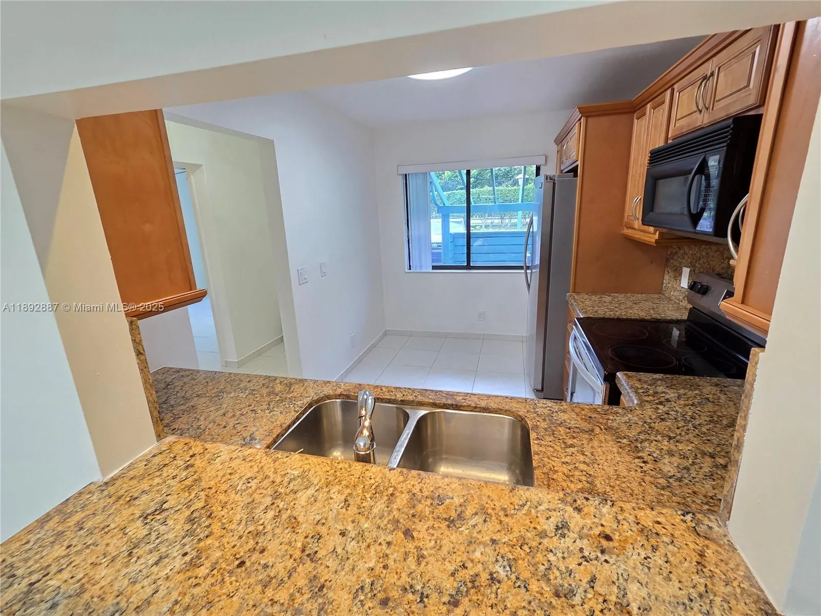 460 Lakeview Drive, #2
