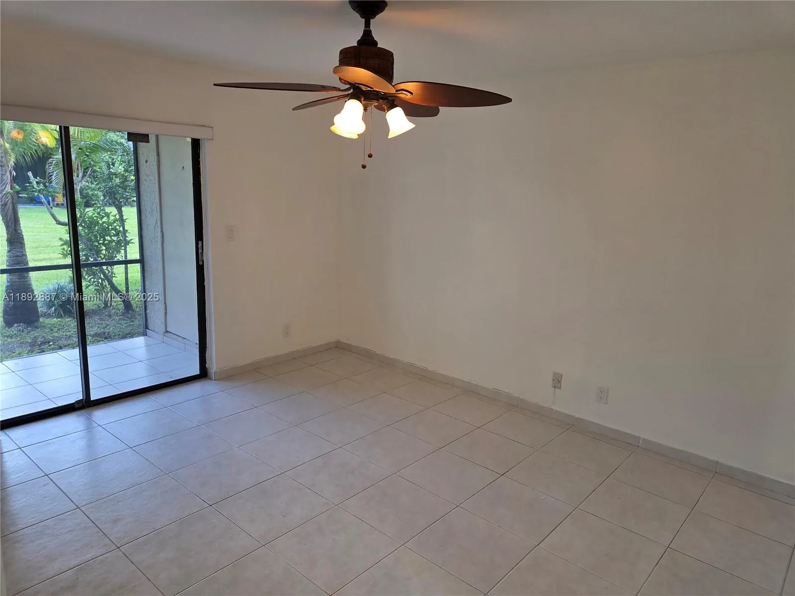 460 Lakeview Drive, #2