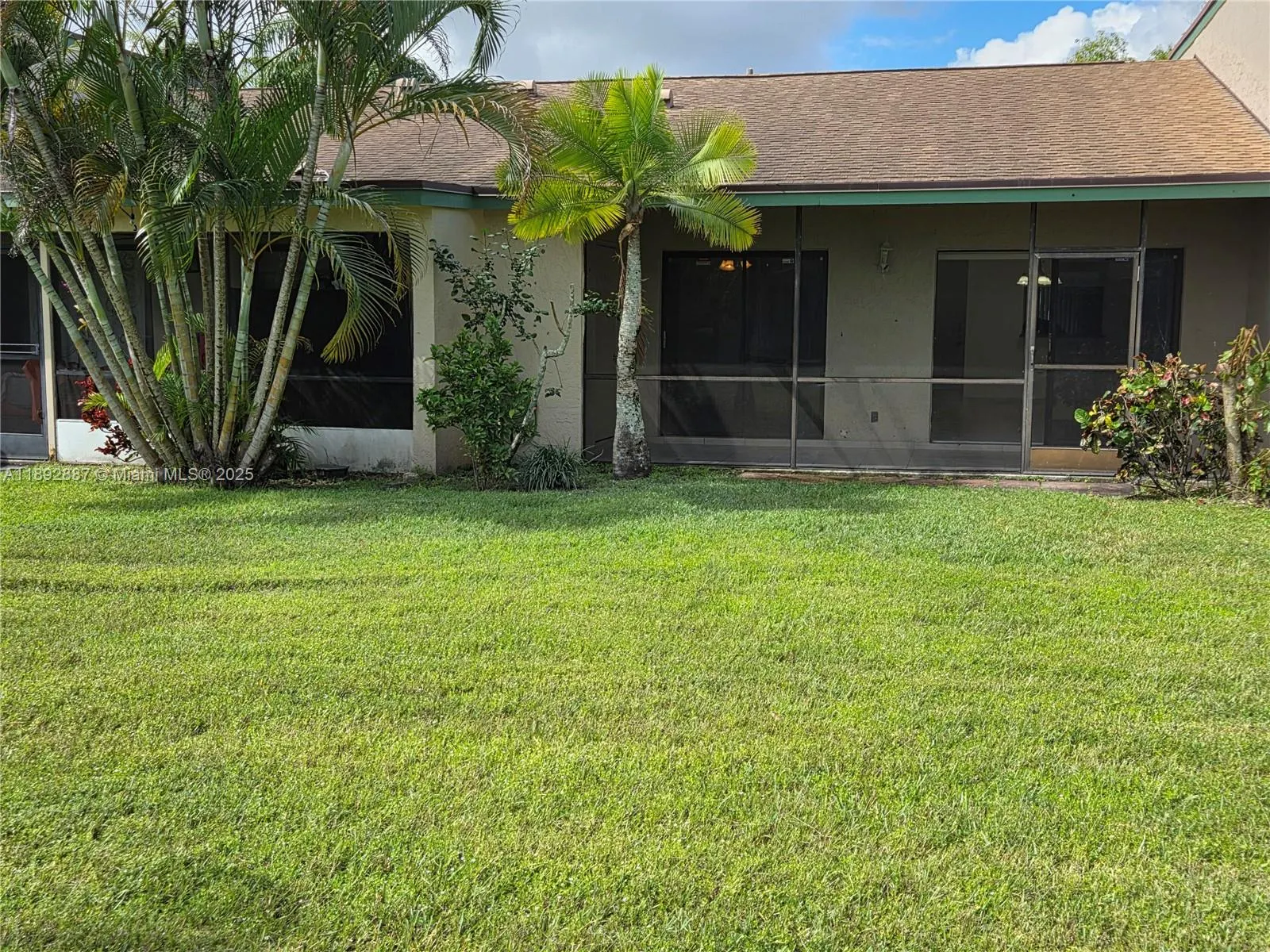 460 Lakeview Drive, #2
