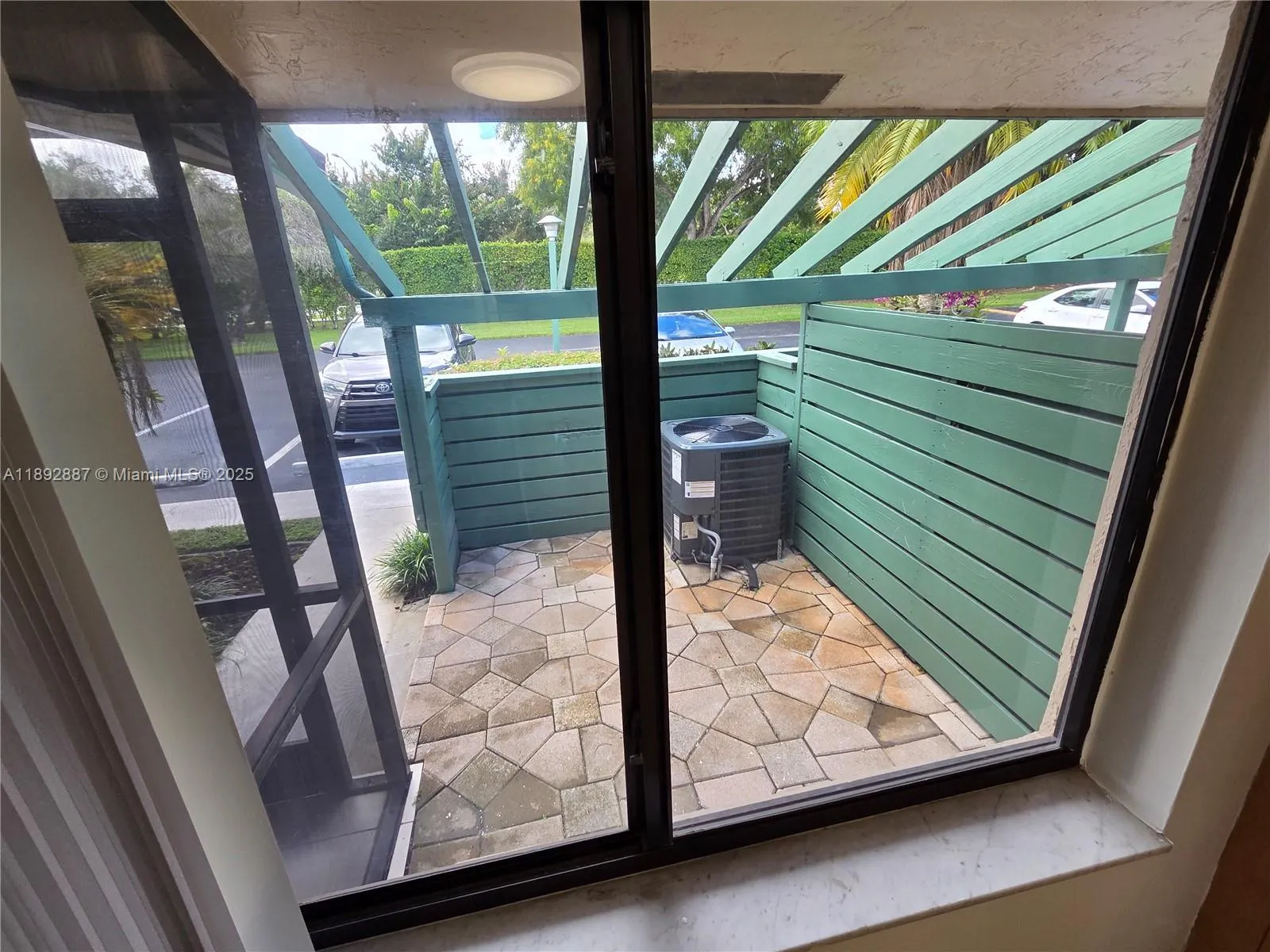 460 Lakeview Drive, #2