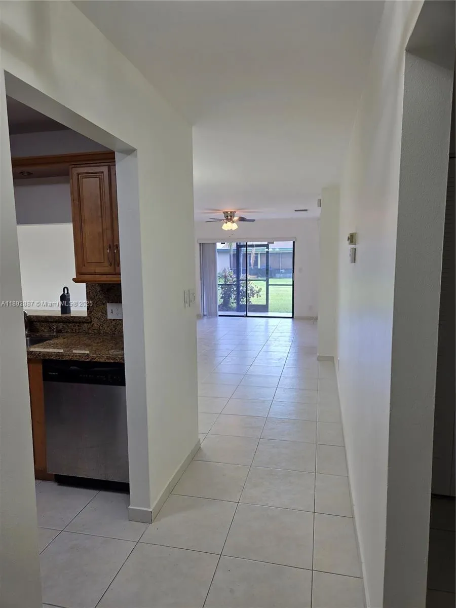 460 Lakeview Drive, #2
