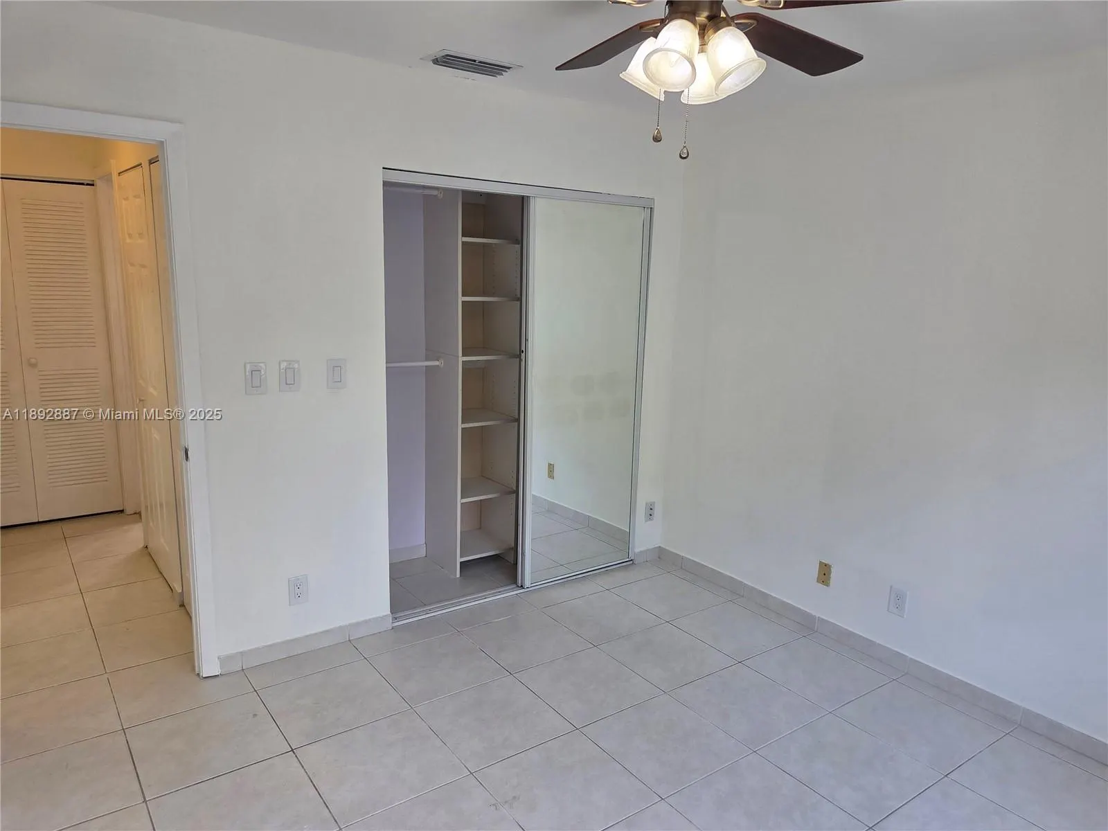 460 Lakeview Drive, #2