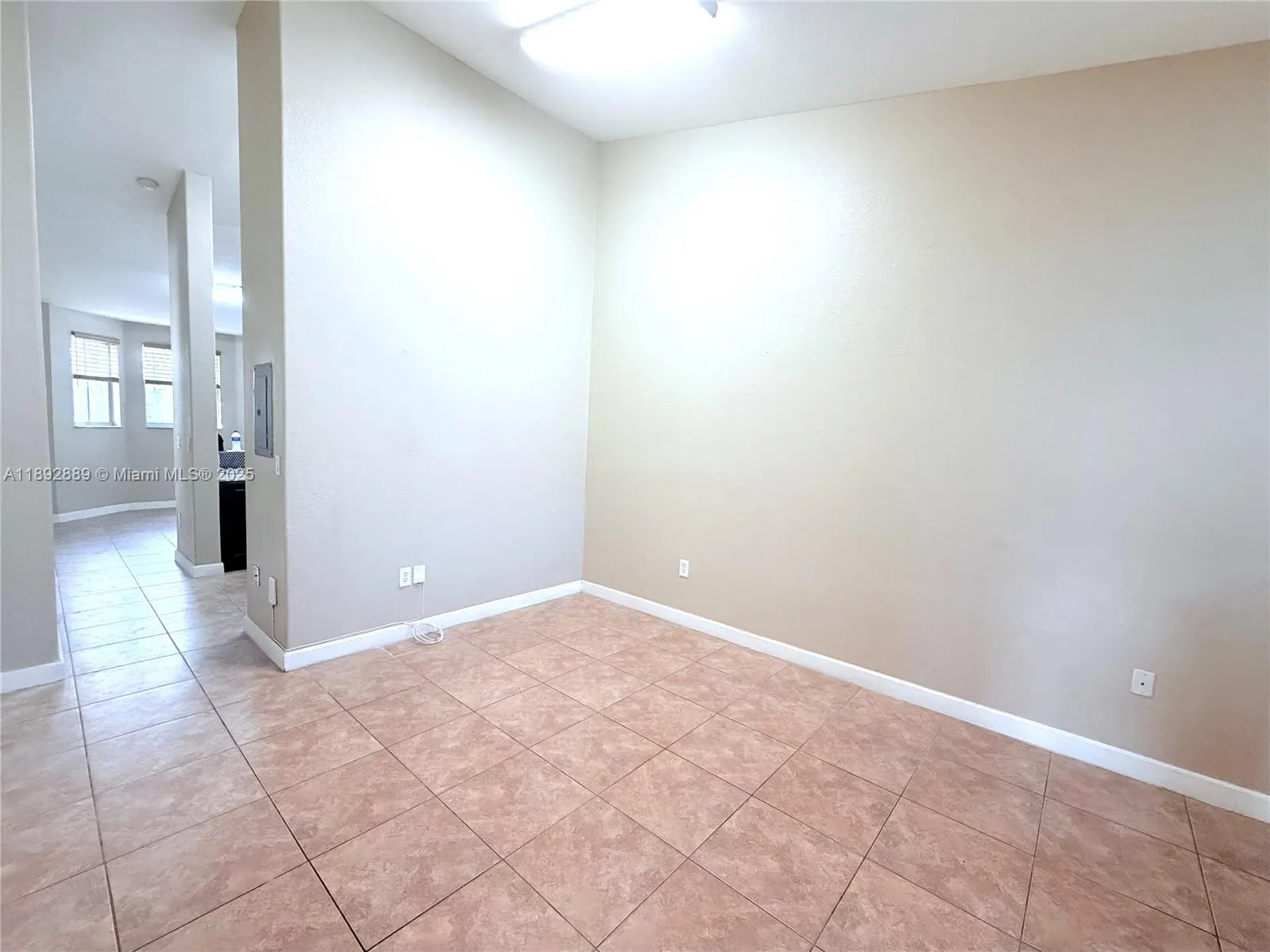1656 SE 29th Ct, #207