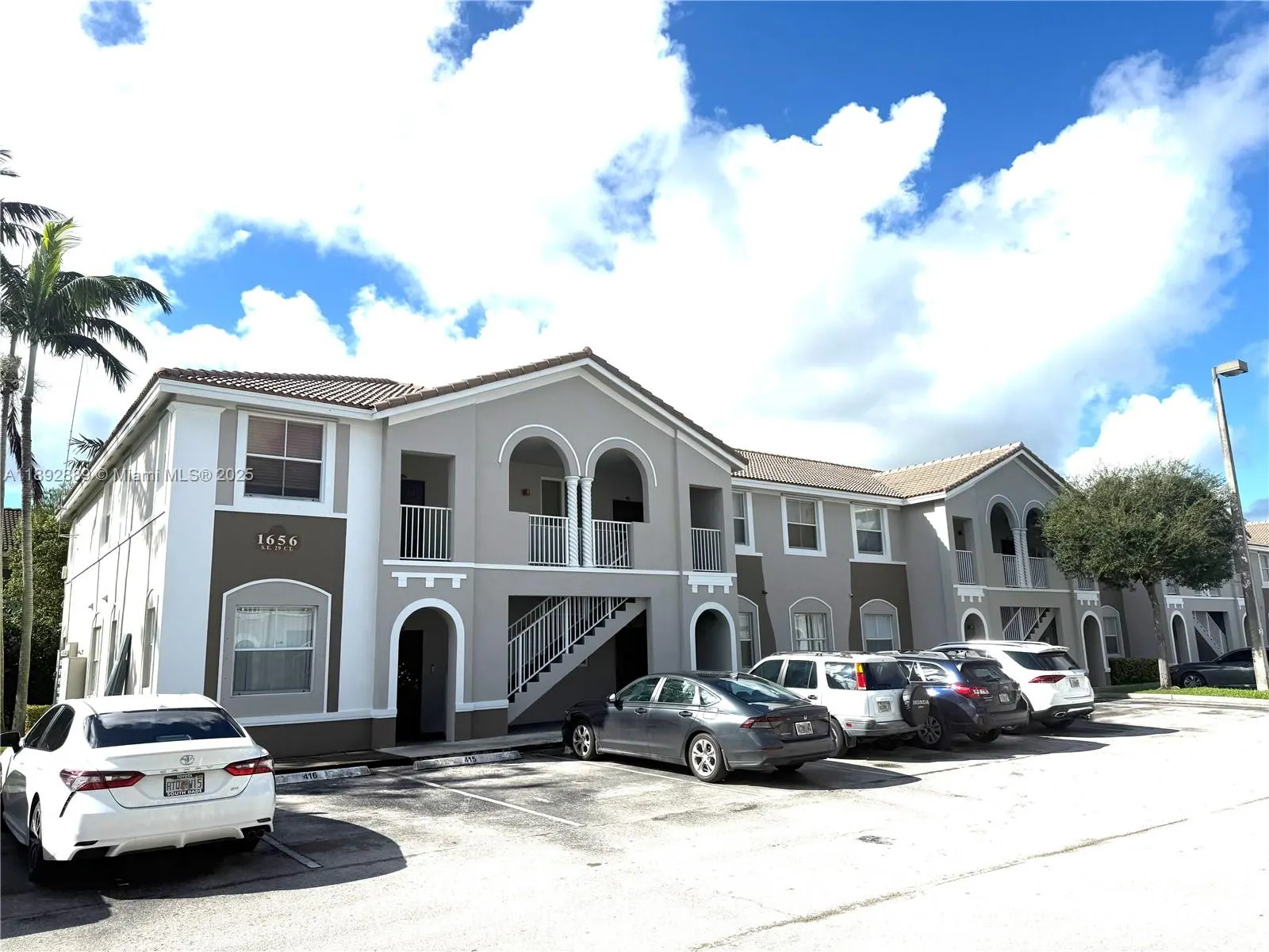 1656 SE 29th Ct, #207