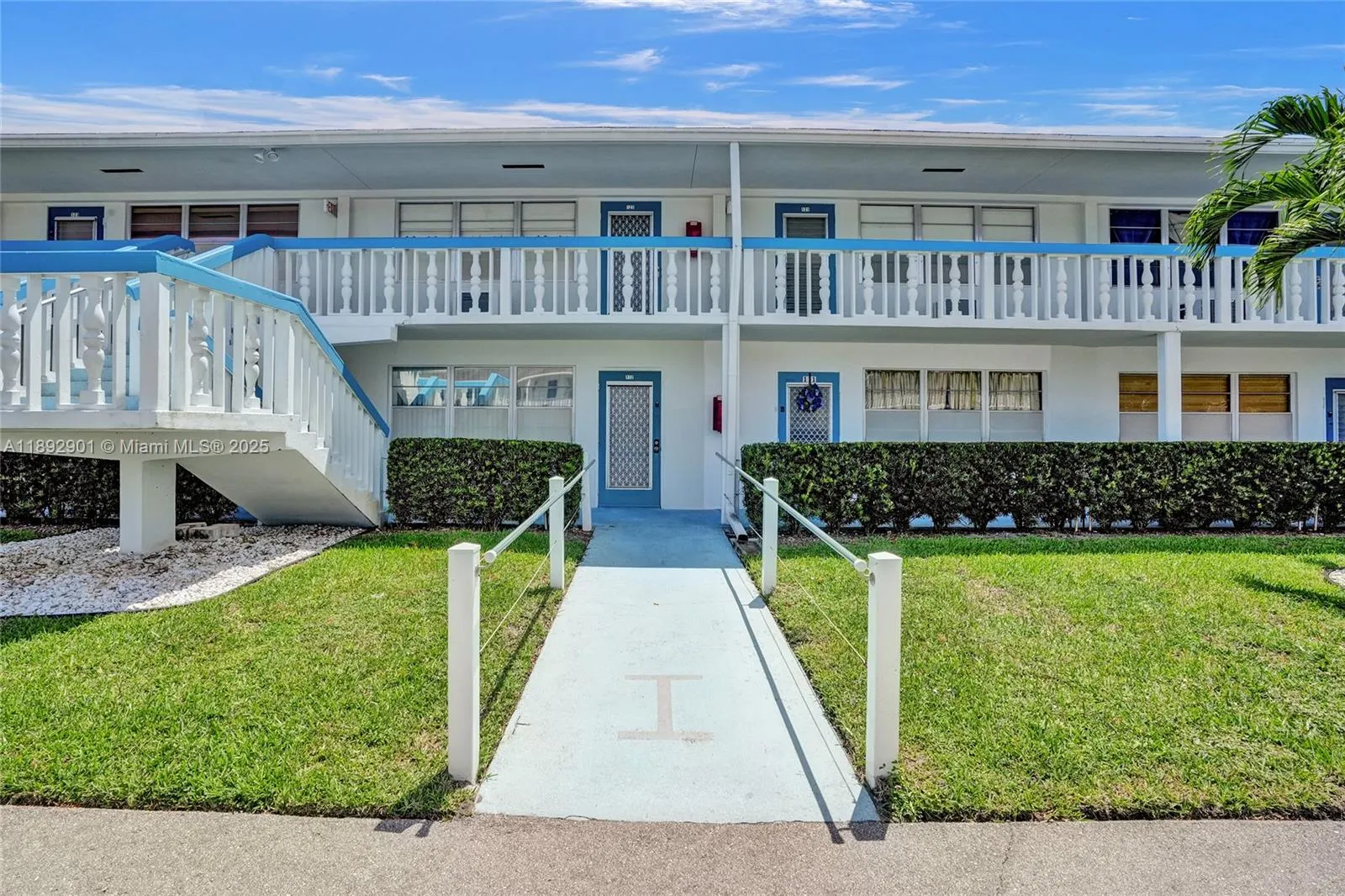 122 Oakridge I, #122