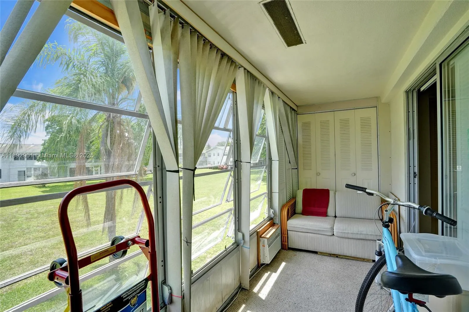 122 Oakridge I, #122